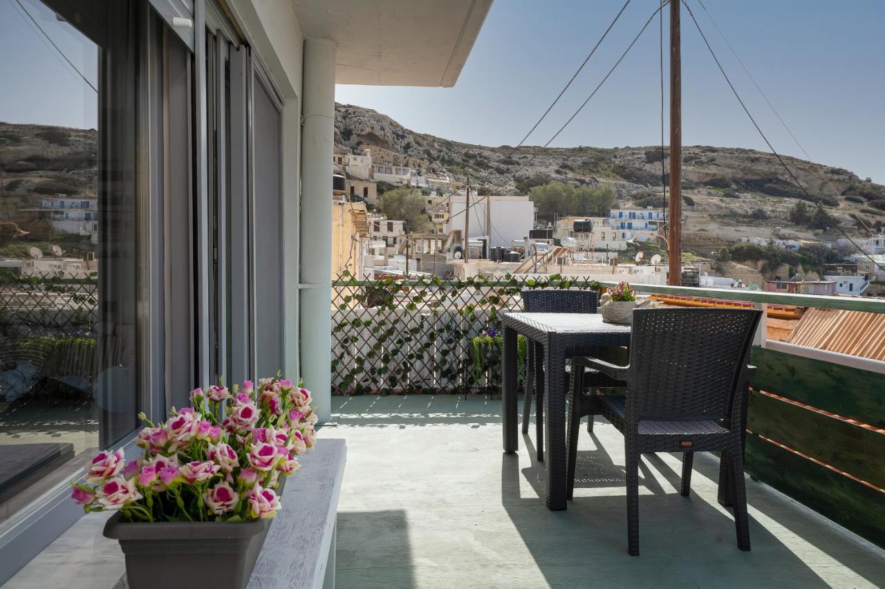 Flores Playa Apartment Matala  Exterior photo