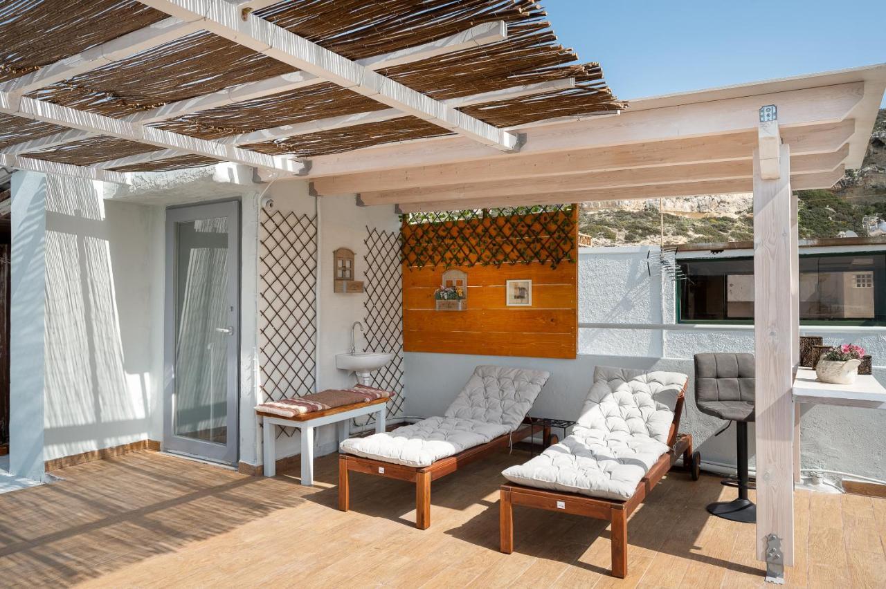 Flores Playa Matala  Exterior photo